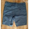 Short knee-length Slim Fit