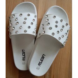 Ladies slipper Ruan white with stones