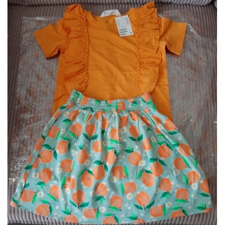 Meisjesset: Meisjes blouse oranje met stroken en rok groen met sinaasappels