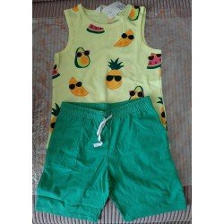 Jongensset maat 140: Jongens Tanktop geel ananas en Short groen