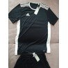 Herenset M Adidas: T-Shirt en Short zwart