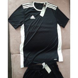 Herenset M Adidas: T-Shirt en Short zwart