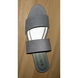 Ladies slipper / clog light purple with a low block heel